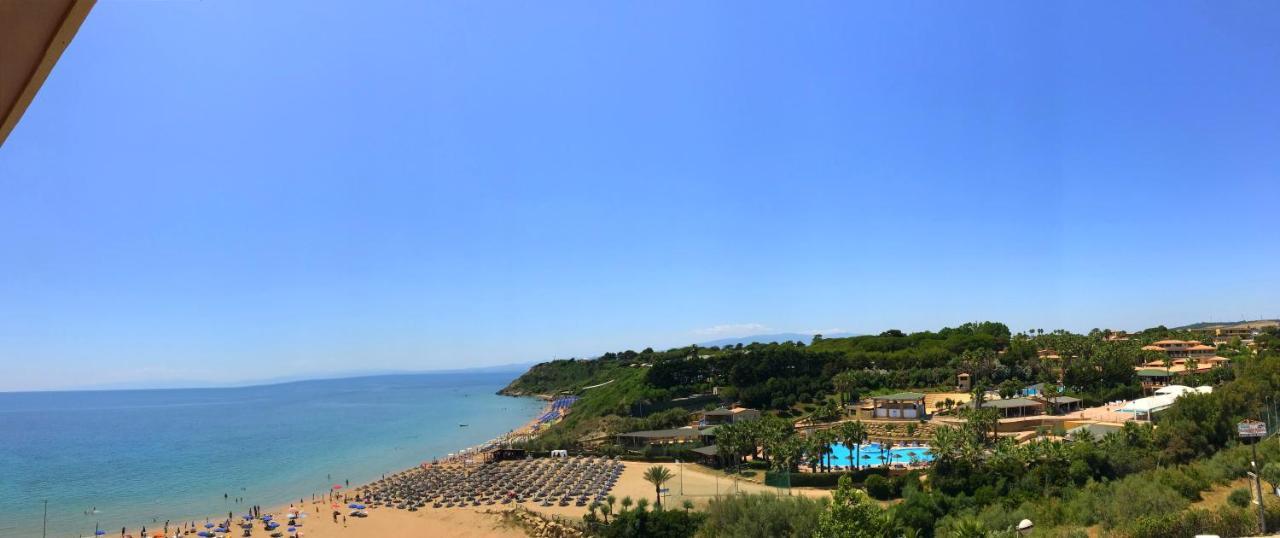 Appartamenti E Stanze Onde Blu Ле-Кастелла Екстер'єр фото